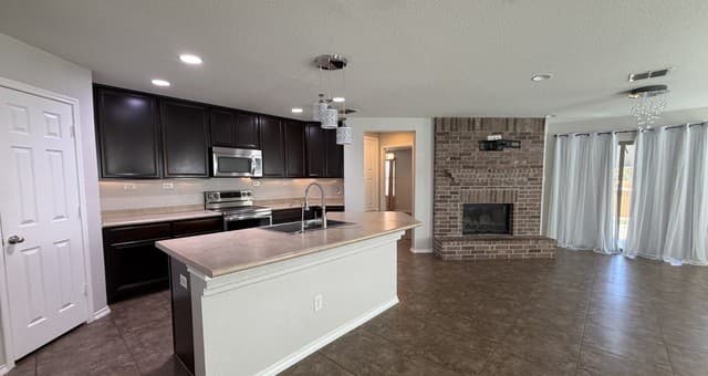 rental at 9110  Canter Horse in San Antonio, TX — photo 5