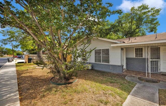 rental at 519  Venice in San Antonio, TX — photo 3