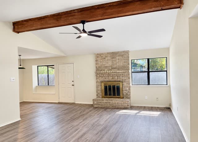 rental at 5530  Sunup Dr in San Antonio, TX — photo 4