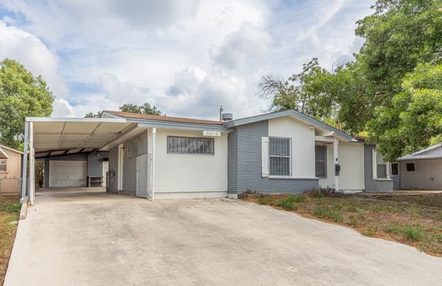 rental at 3019  Lasses Blvd in San Antonio, TX — photo 1