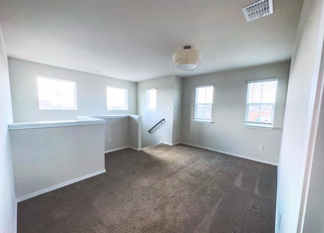 rental at 8518  Brisk Water in San Antonio, TX — photo 4