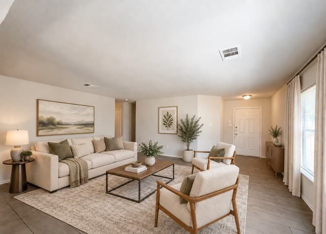 rental at 7910  Crystal Point in San Antonio, TX — photo 2