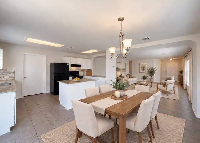 rental at 7910  Crystal Point in San Antonio, TX — photo 4