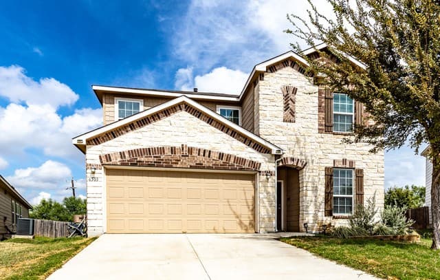 rental at 6503  Port Elizabeth in Converse, TX — photo 2