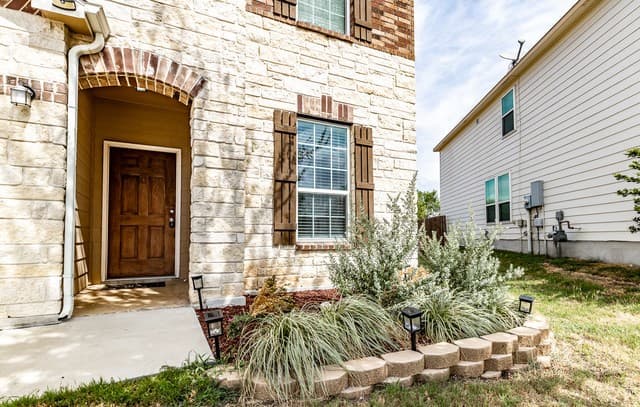 rental at 6503  Port Elizabeth in Converse, TX — photo 4
