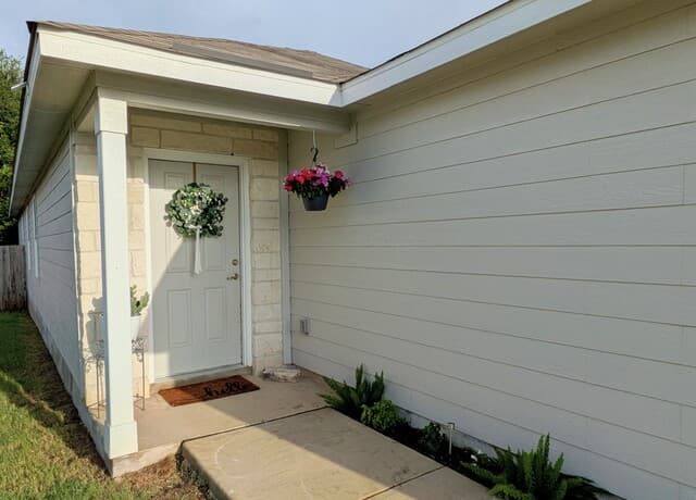 rental at 6422  Marco Plns in San Antonio, TX — photo 2