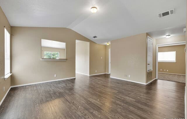 rental at 6019  Old Corral in San Antonio, TX — photo 3
