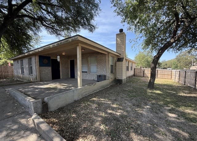 rental at 3600  Calvert St in Schertz, TX — photo 3