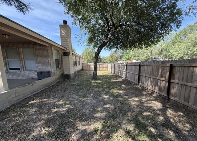 rental at 3600  Calvert St in Schertz, TX — photo 4