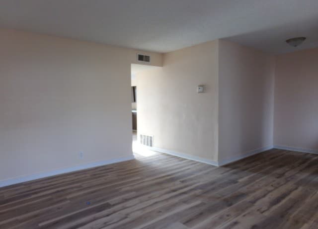 rental at 1212  Churing Dr in San Antonio, TX — photo 5