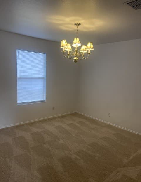 rental at 16502  Clydesdale Run in Selma, TX — photo 3