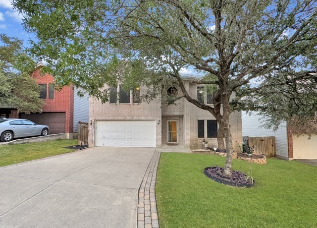 rental at 10102  Wilderness Gap in San Antonio, TX — photo 5