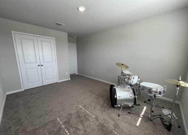 rental at 14007  Machete Park in San Antonio, TX — photo 5