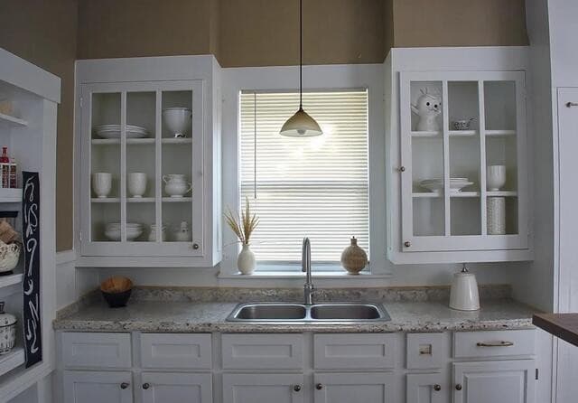 rental at 2246  E Houston St in San Antonio, TX — photo 4