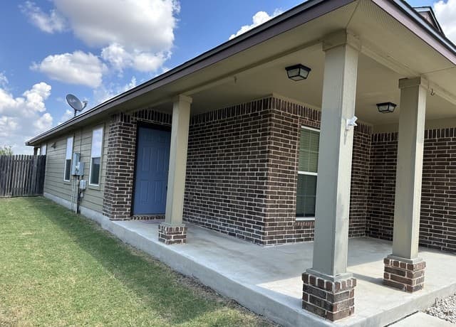 rental at 2273  Lighthouse Dr in New Braunfels, TX — photo 4