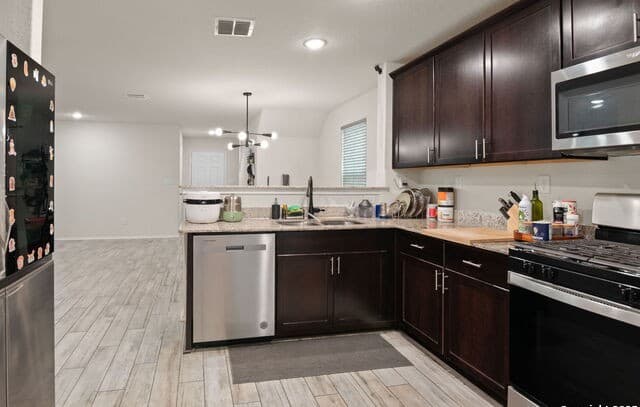 rental at 13734  Crossbow in San Antonio, TX — photo 4