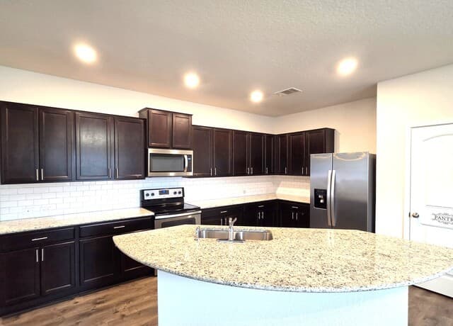rental at 125  Little River in Cibolo, TX — photo 2