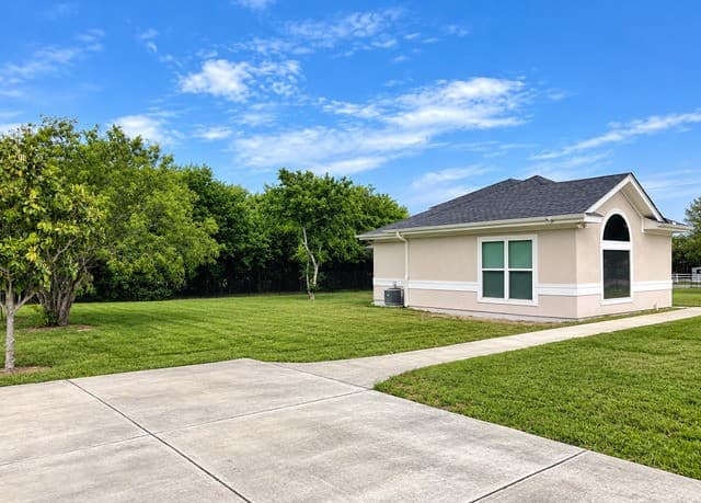 rental at 14630  Santa Gertrudis St in San Antonio, TX — photo 2