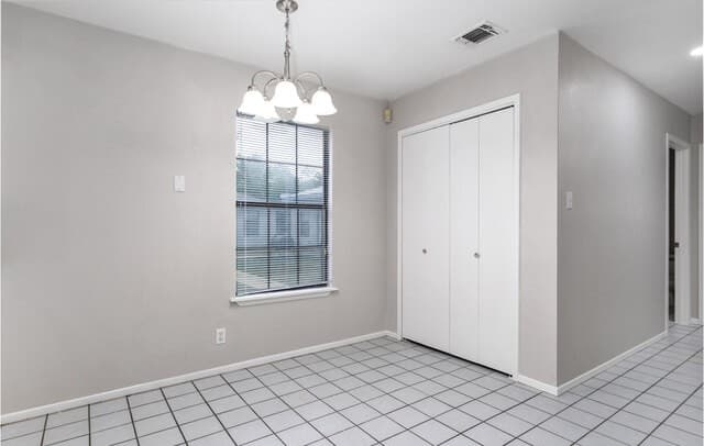 rental at 927 W Formosa Unit 4 in San Antonio, TX — photo 4