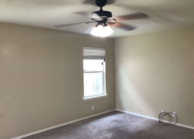 rental at 6811  Marlin in San Antonio, TX — photo 4