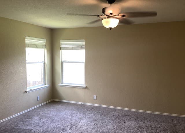 rental at 6811  Marlin in San Antonio, TX — photo 5