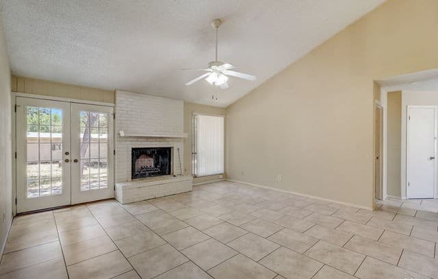 rental at 13710  Syracuse St in San Antonio, TX — photo 5
