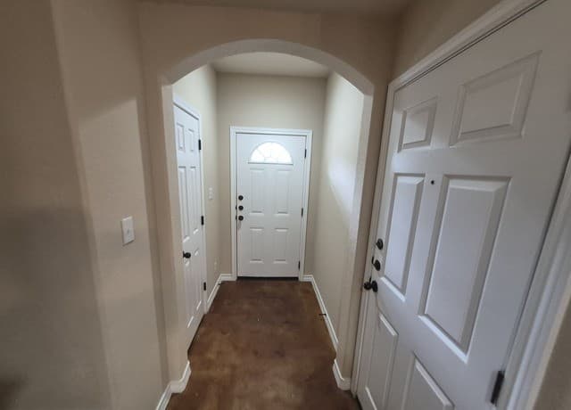 rental at 16825  Showdown Path Unit 4 in Selma, TX — photo 3
