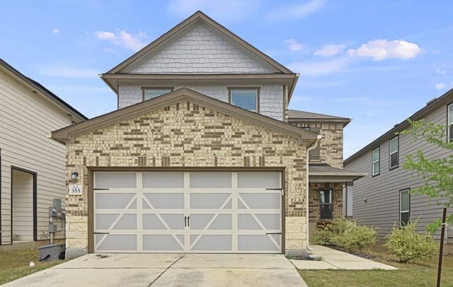 rental at 355  Deer Crest Dr in New Braunfels, TX — photo 1
