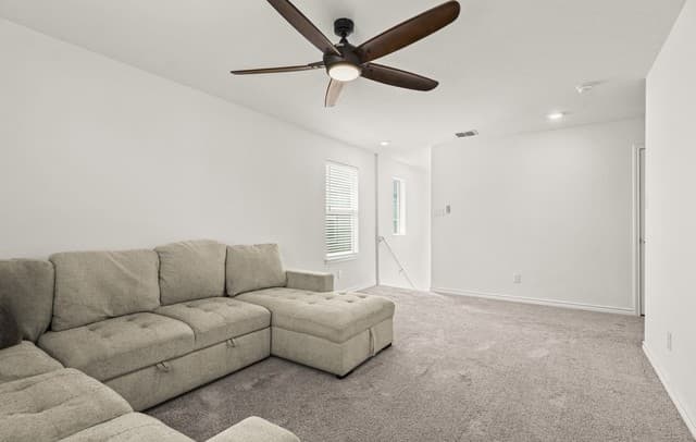 rental at 355  Deer Crest Dr in New Braunfels, TX — photo 4