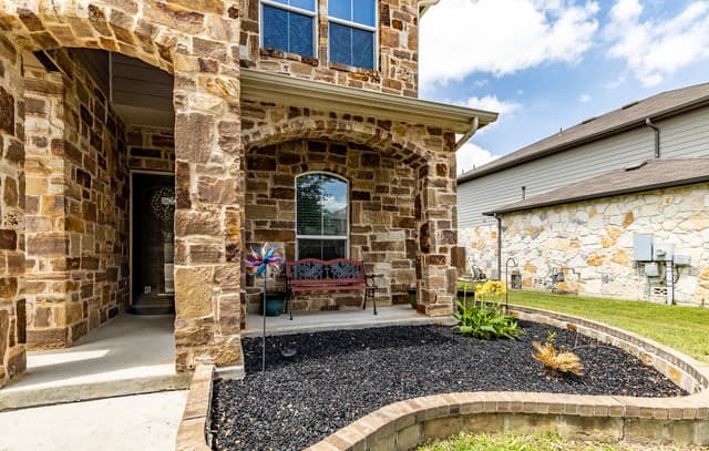 rental at 764  Clearbrook Ave in Schertz, TX — photo 4
