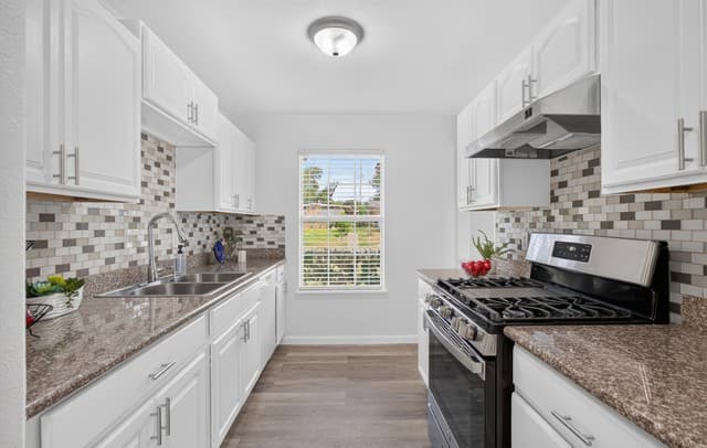rental at 346  Ashland in San Antonio, TX — photo 4