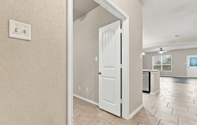rental at 9958  Belmore Cv in San Antonio, TX — photo 4