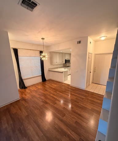 rental at 101  Fenimore Ave Unit 6 in San Antonio, TX — photo 4