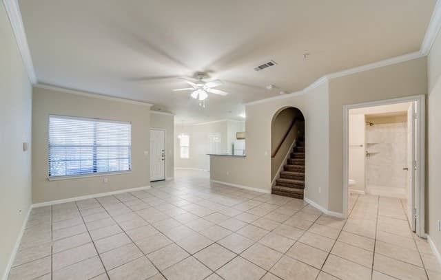 rental at 6160  Eckhert Unit APT 606 in San Antonio, TX — photo 2
