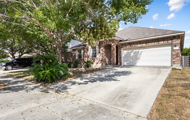 rental at 224  Lieck Cv in Cibolo, TX — photo 2