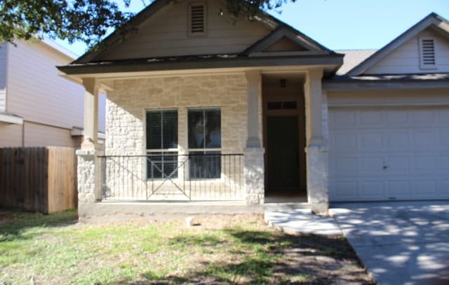 rental at 236  Goliad Drive in New Braunfels TX