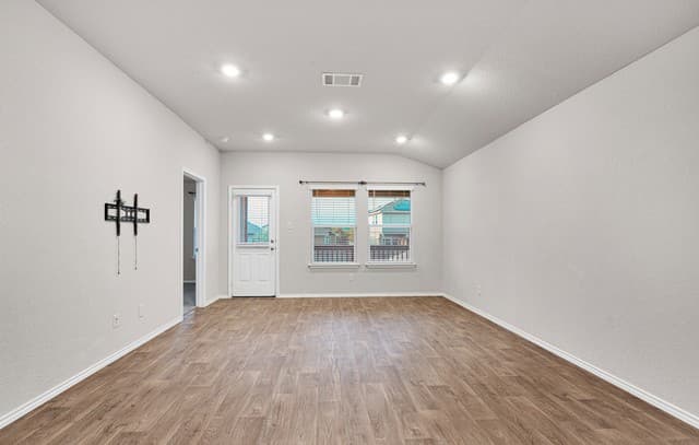 rental at 12218  Mulberry Crk in San Antonio, TX — photo 4