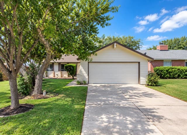 rental at 4203  Valleybrook in San Antonio, TX — photo 1