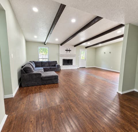 rental at 4203  Valleybrook in San Antonio, TX — photo 3