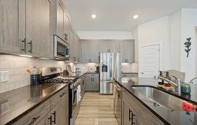 rental at 1617  Craftsman in New Braunfels, TX — photo 3