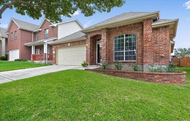 rental at 1301  Magellan in Windcrest, TX — photo 2