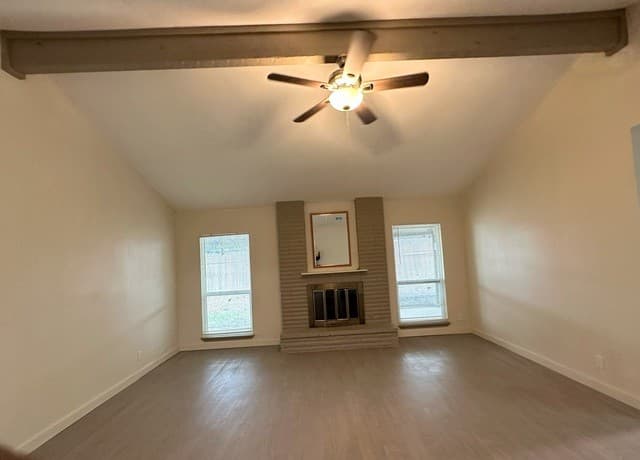 rental at 6731  Carters Bluff in San Antonio, TX — photo 1