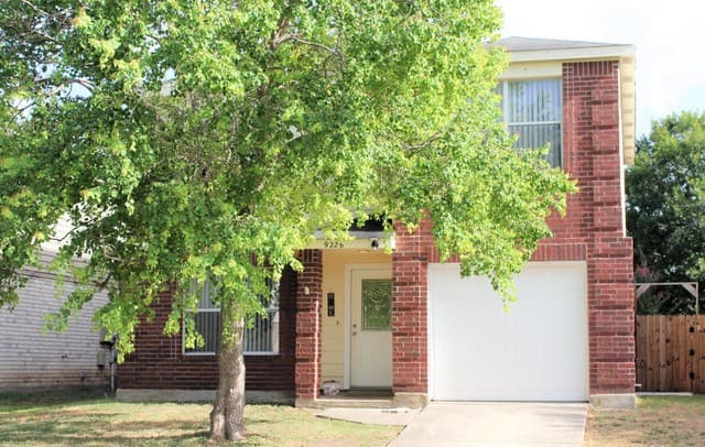 rental at 9226  Encino Vlg in San Antonio, TX — photo 1