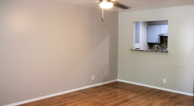 rental at 9226  Encino Vlg in San Antonio, TX — photo 2