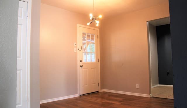 rental at 9226  Encino Vlg in San Antonio, TX — photo 5