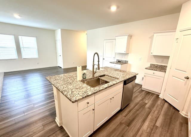 rental at 12823  Cygnus in San Antonio, TX — photo 5