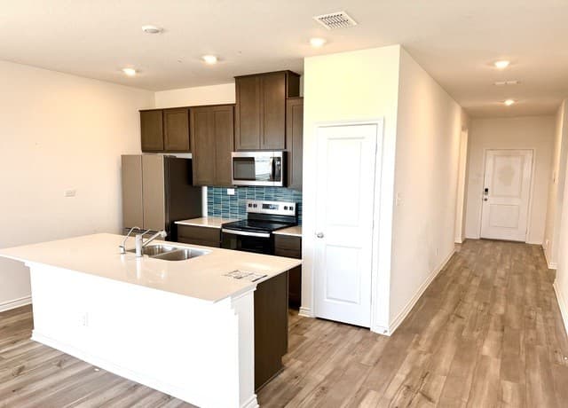 rental at 2519  Chronos in San Antonio, TX — photo 5