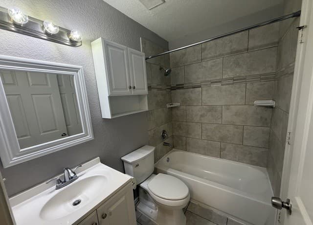 rental at 11106  Bel Air Unit 202 in San Antonio, TX — photo 4