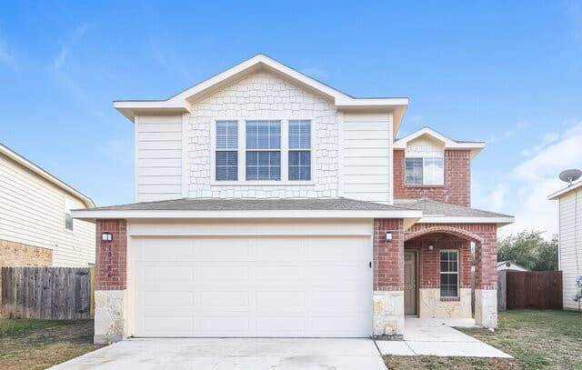 rental at 10706  Rimfire Run Ln in San Antonio, TX — photo 1