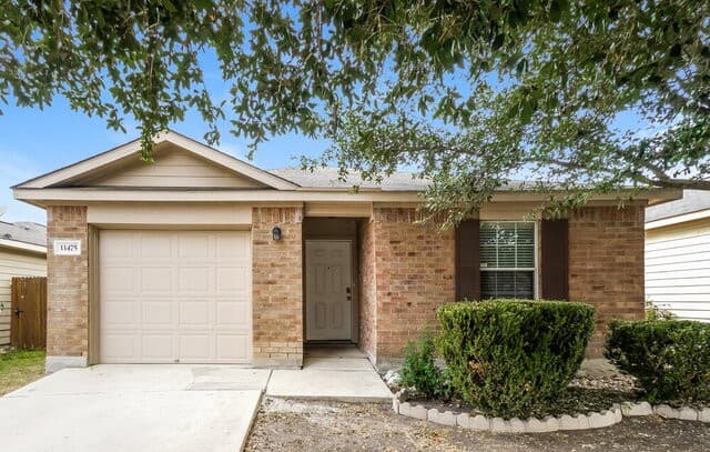 rental at 11475  Coral Cyn in San Antonio, TX — photo 1